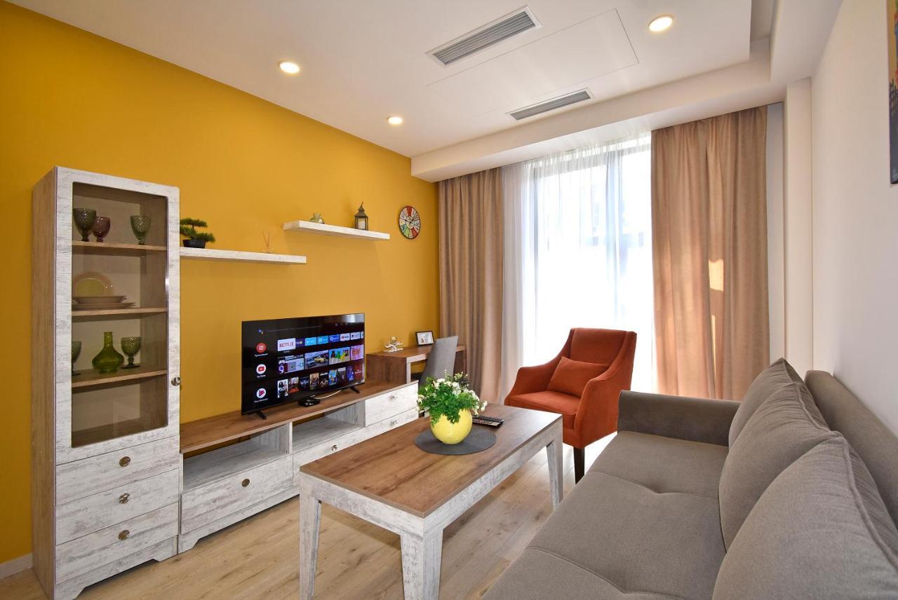 Home4You Apartments On Koghbatsi Yerevan Luaran gambar