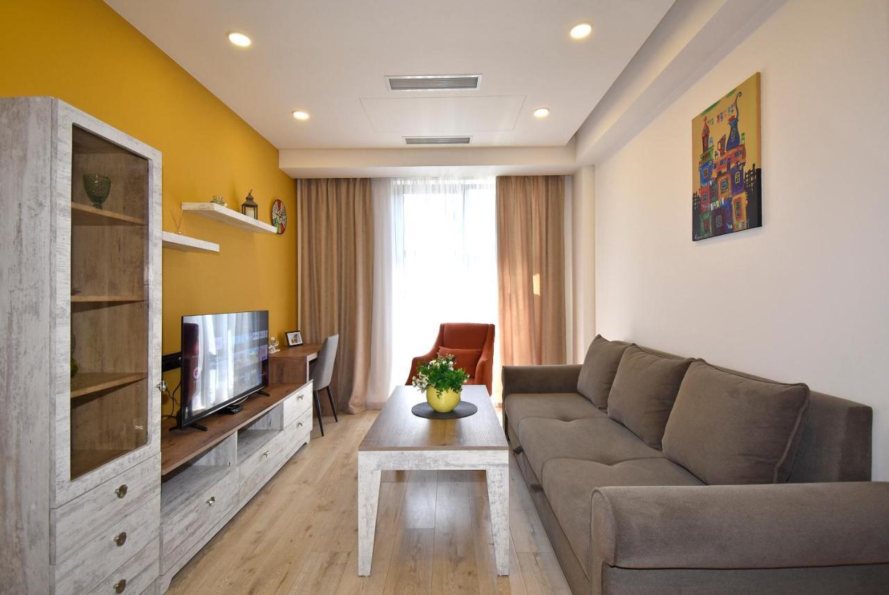 Home4You Apartments On Koghbatsi Yerevan Luaran gambar