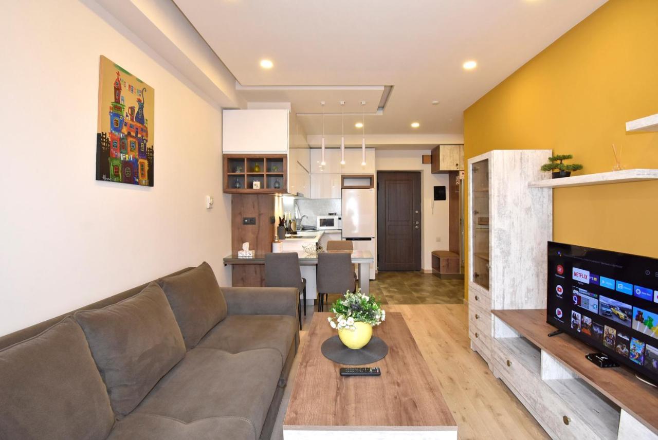 Home4You Apartments On Koghbatsi Yerevan Luaran gambar