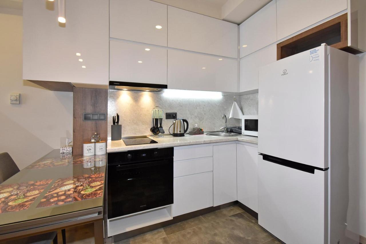 Home4You Apartments On Koghbatsi Yerevan Luaran gambar