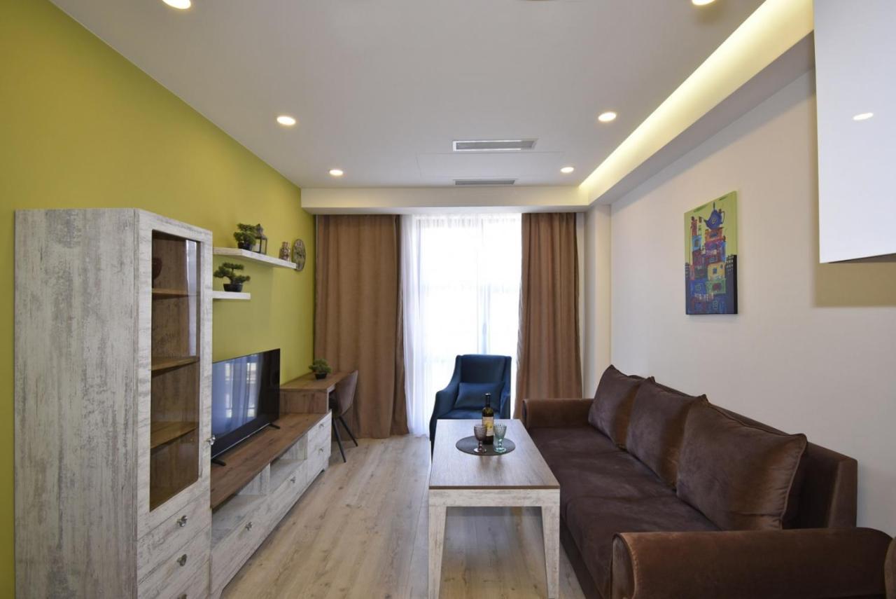 Home4You Apartments On Koghbatsi Yerevan Luaran gambar