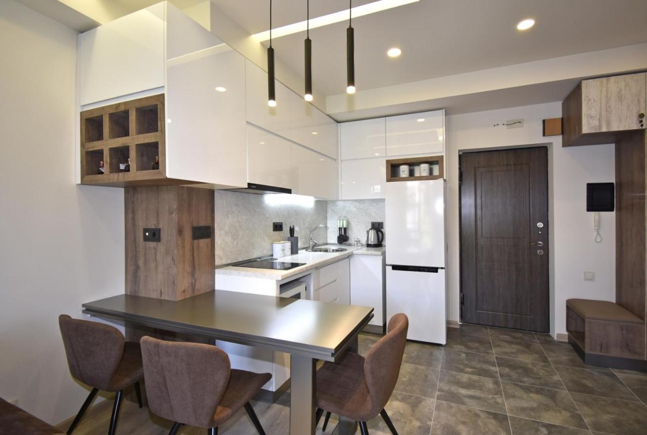 Home4You Apartments On Koghbatsi Yerevan Luaran gambar